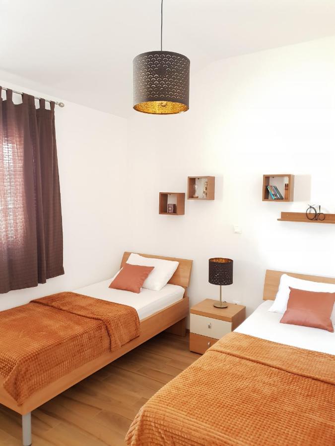 Apartments Skocic Vodice Esterno foto
