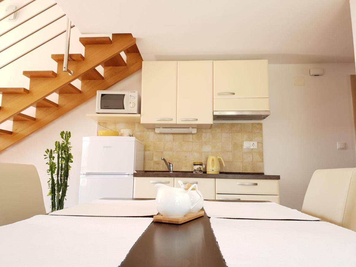 Apartments Skocic Vodice Esterno foto