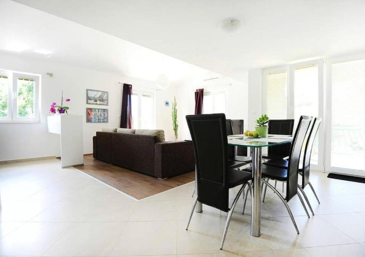 Apartments Skocic Vodice Esterno foto
